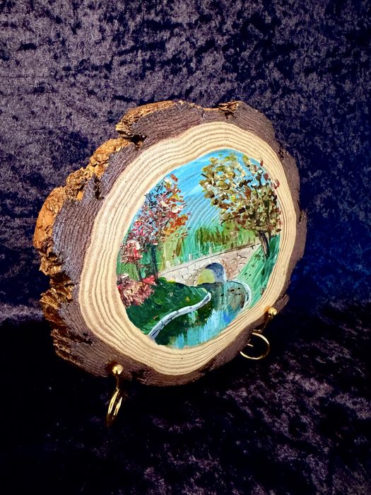 Ponte de Outono sobre o Rio – Arte em Madeira Pintada à Mão