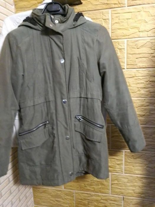 Куртка весна - осінь жіноча