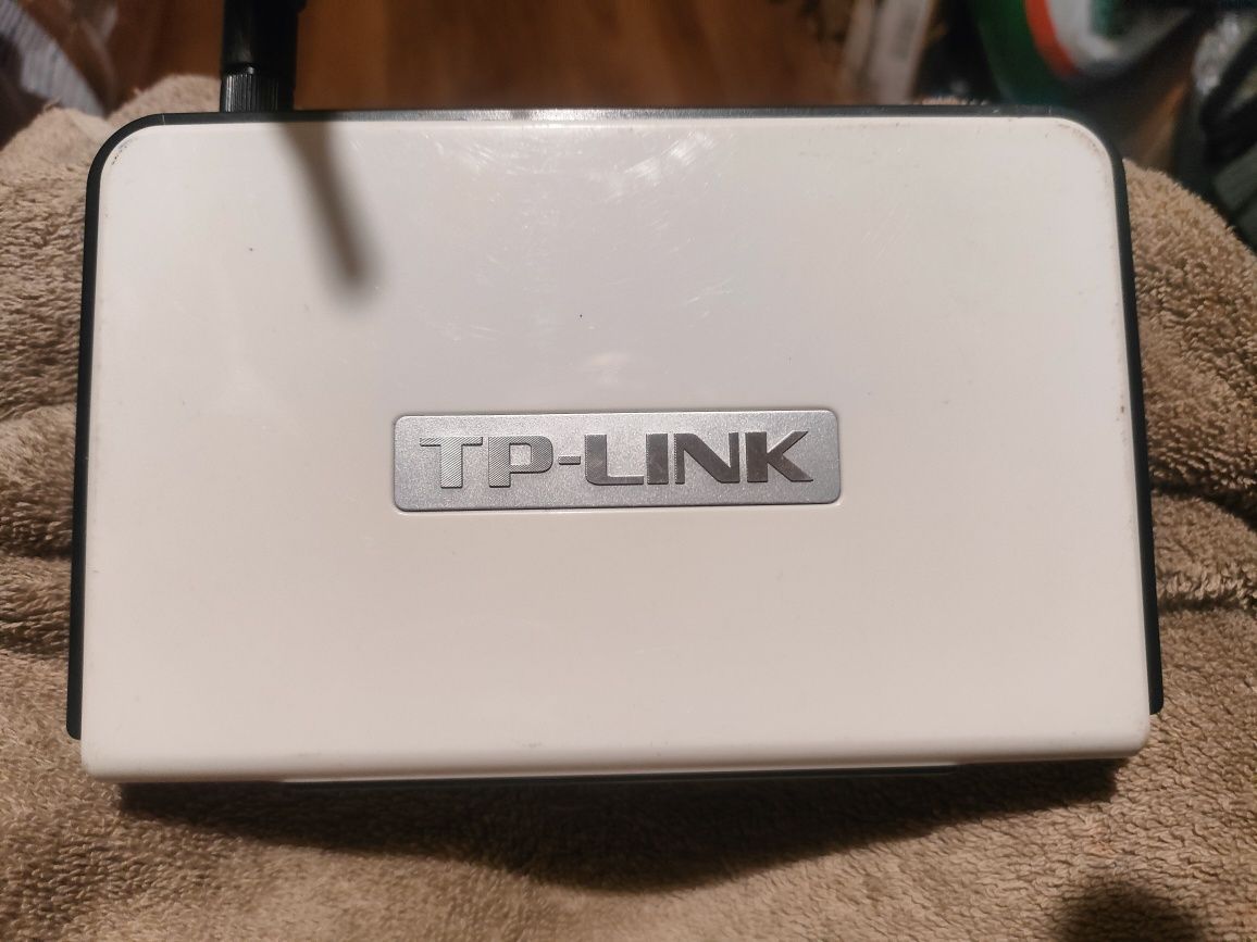TP-Link. Model TL-WR543G.