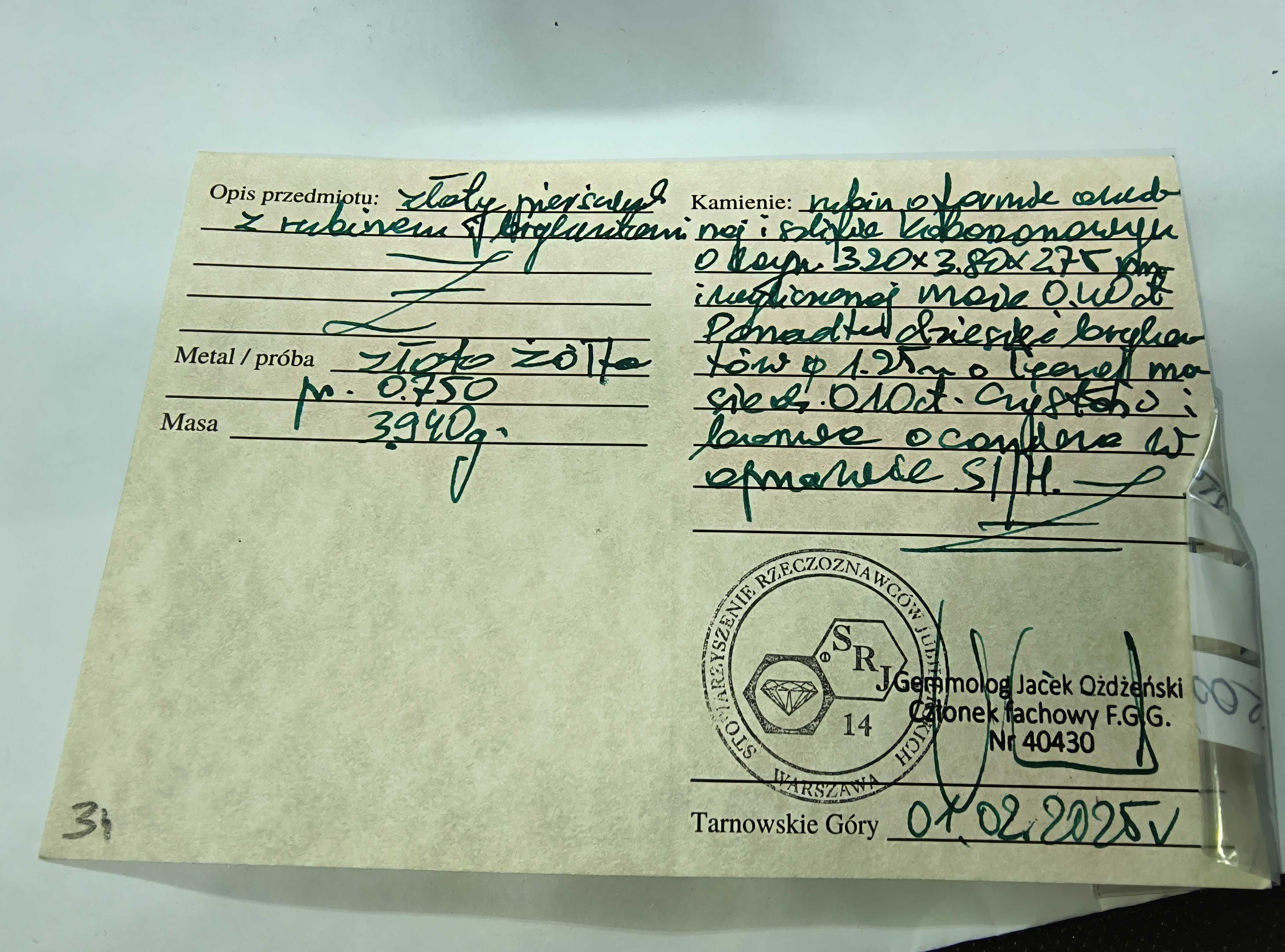 Złoty pierścionek 18k z rubinem i brylantami, certyfikat