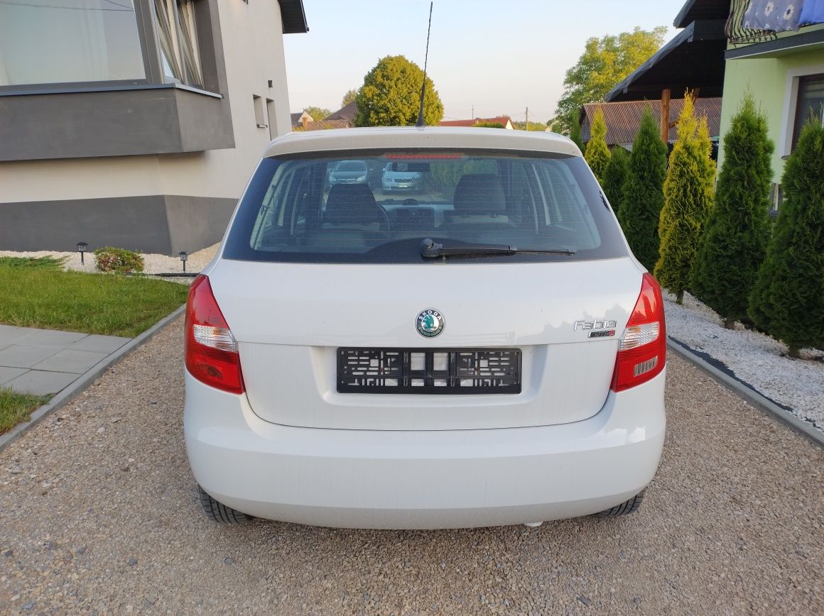 Skoda Fabia LIFT 12.2010 1.2 MPI 70KM KLIMA Nowy Rozrząd Jak Nowa!