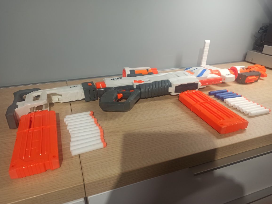 NERF Modulus karabin na baterie