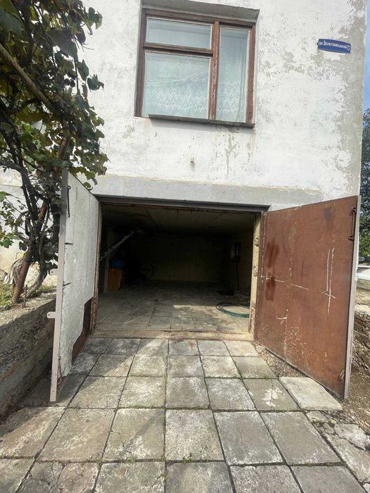 Продається 2 поверховий будинок