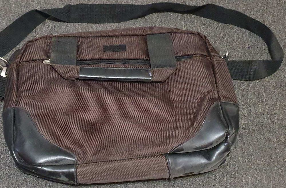 Сумки для ноутбука