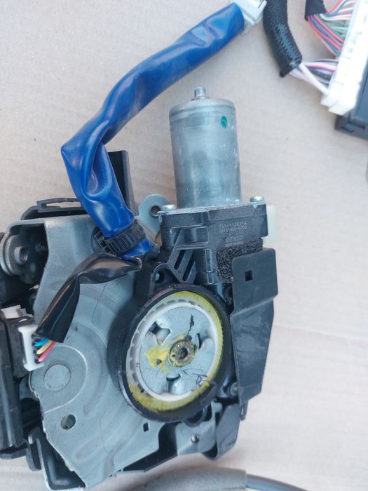 Оригінальна проводка під електро ляду  Toyota Rav 4 2019