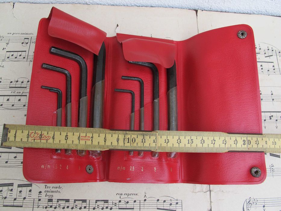 Conjunto Chaves UNBRAKO Netto & Cª Lda Antigo - Ferramenta Vintage