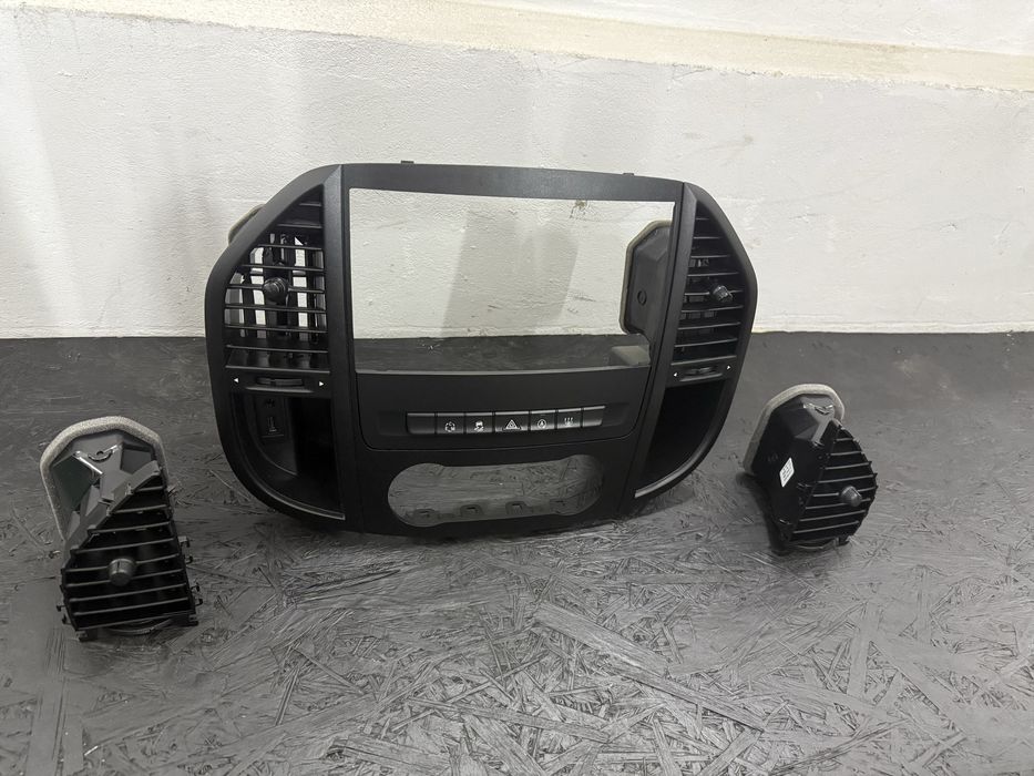 Дифлектор повітря воздуховод повітропровід Vito W447 Віто Метріс