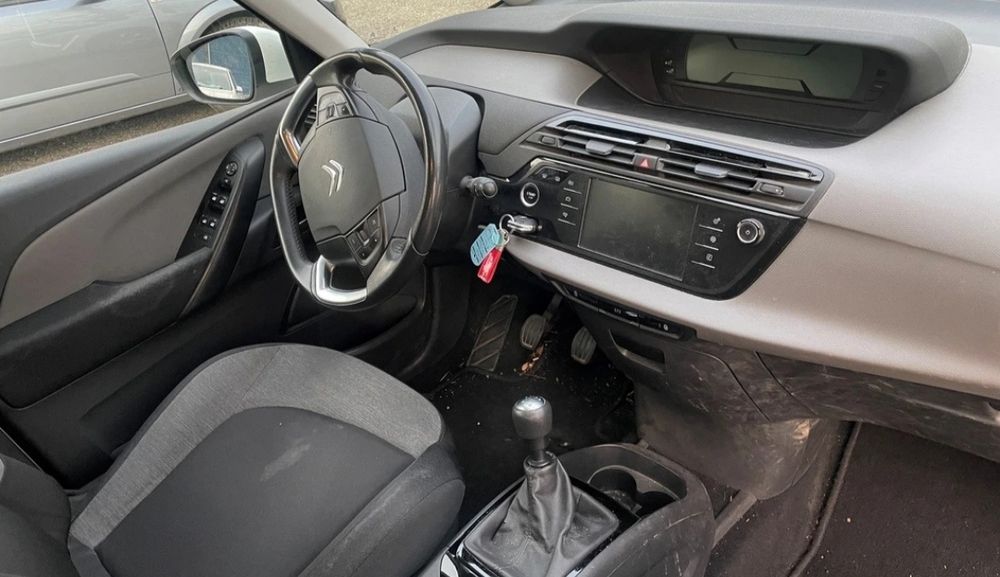 Авторозборка шрот авто на запчастини Citroen c4 grand picasso 2