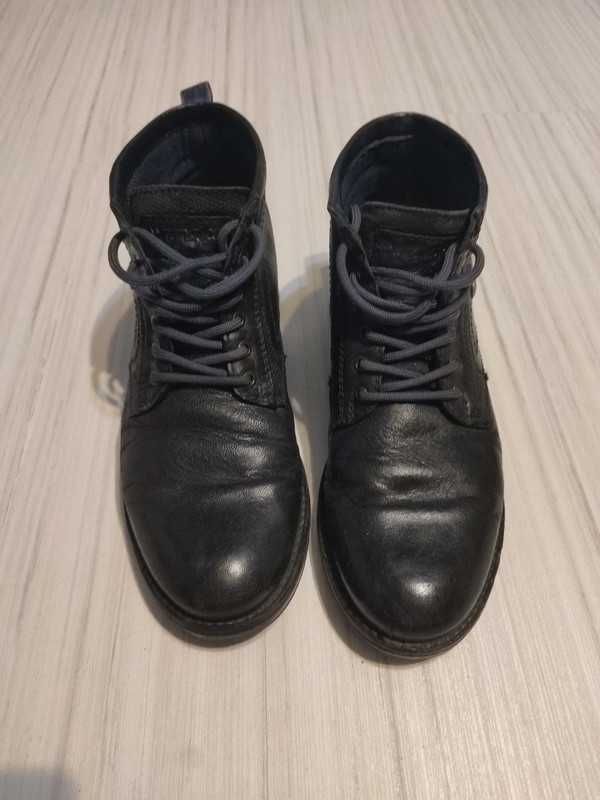 buty trzewiki męskie rozm. 40 firmy Wrangler