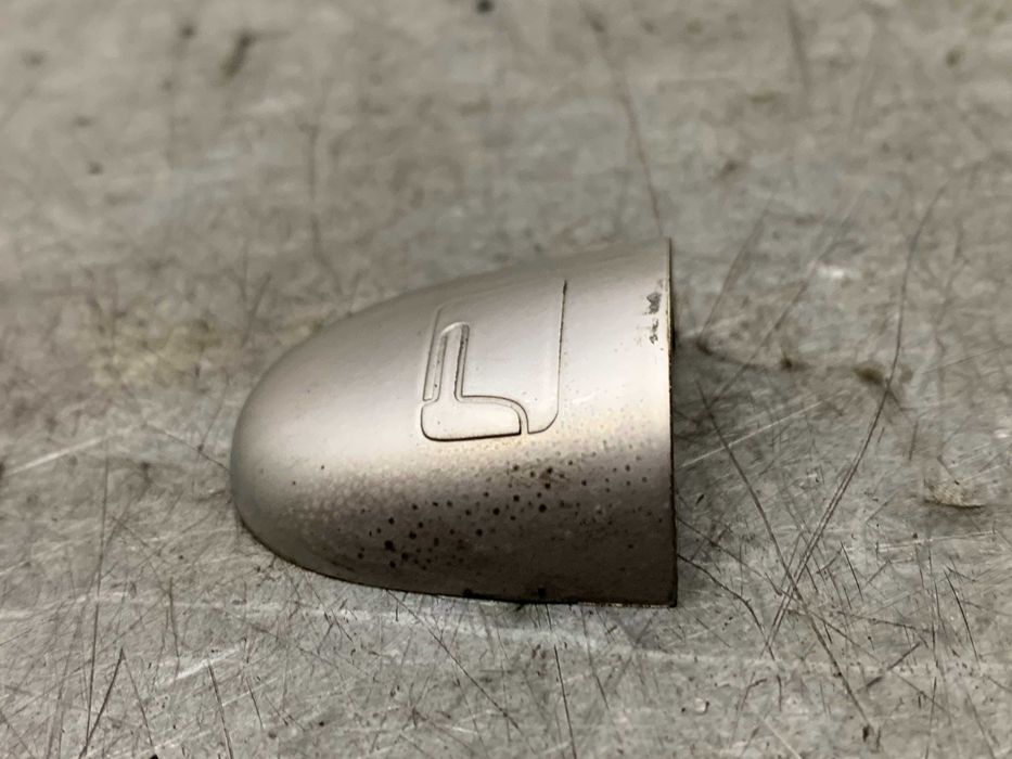 Renault Megane II Laguna 3 Scenic II Osłona Zaślepka Klamki Lewy Przód