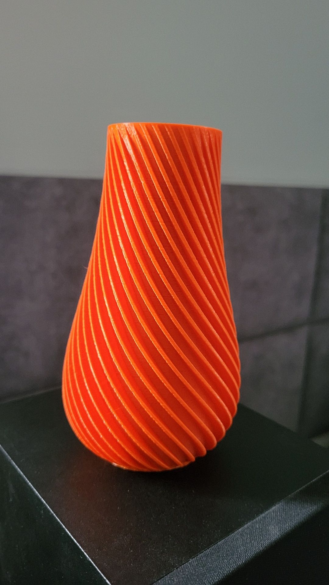 Wazon 3D Spiral Flow - nowoczesny design