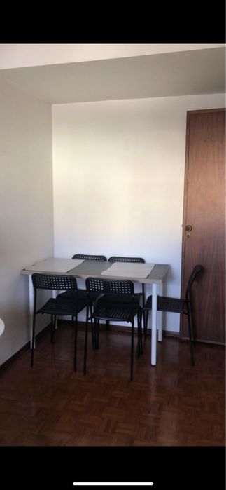 Quarto individual sem caução Amadora/ Vendas novas