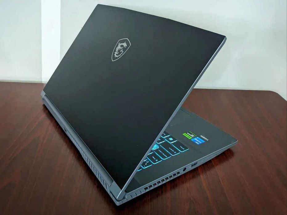 Срочно! Геймерский ноутбук (RTX 4050) Киберпанк, Сталкер 2