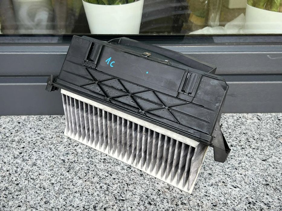 Filtr Powietrza Mercedes Benz A6420942304