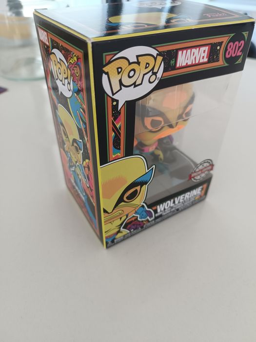 Funko Pop #802 Wolverine + t-shirt edição limitada com caixa
