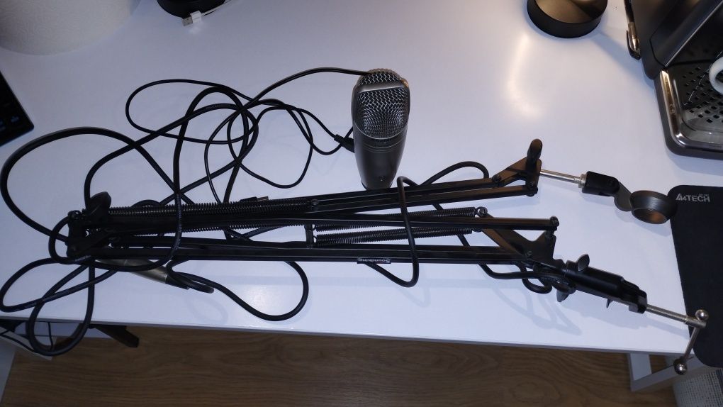 Мікрофонна стійка SoundKing SKDD077B
