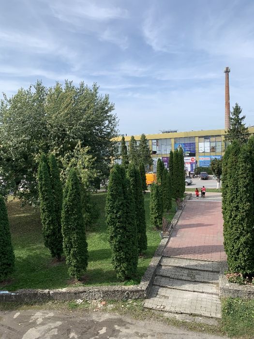 Продається 2-кімнатна квартира від власника площею 44 м² у самому серц