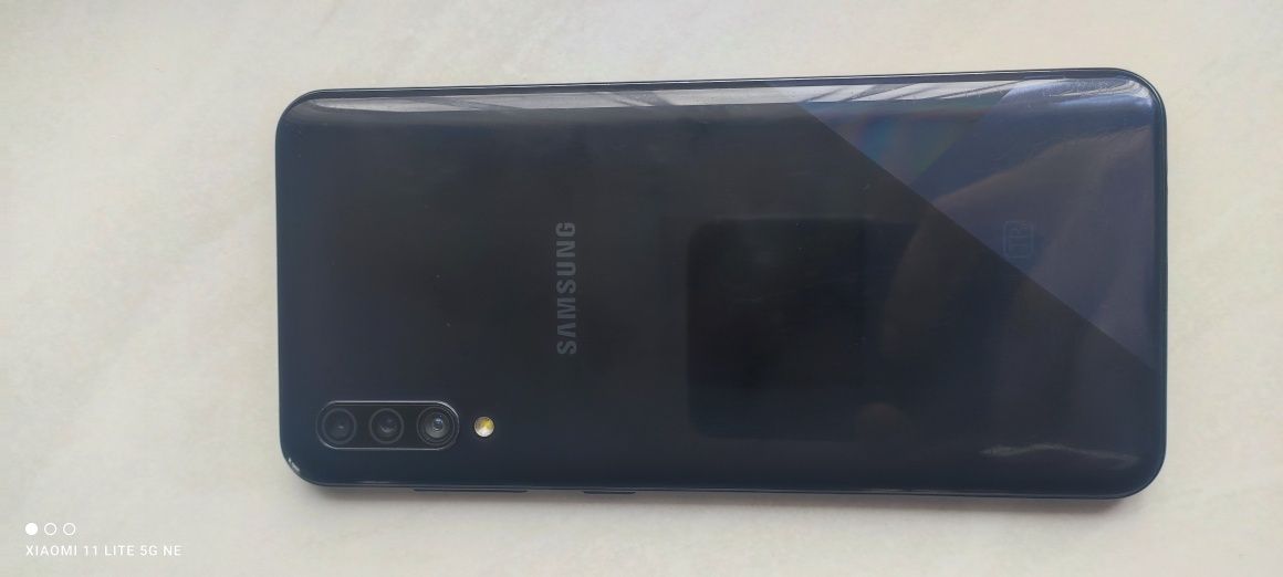 Samsung A30s.  Продаж