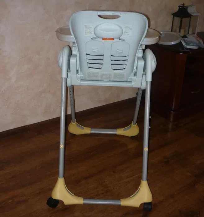 krzesełko chicco dla dziecka stelaż akcesoria stan idealny składane