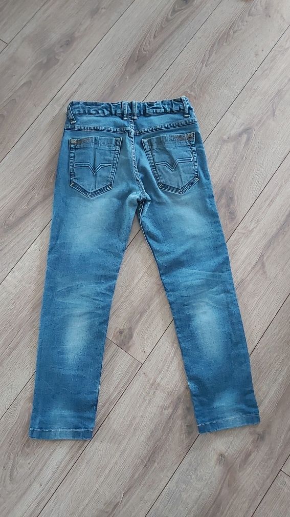 Jeansy dla chlopca r.140 .