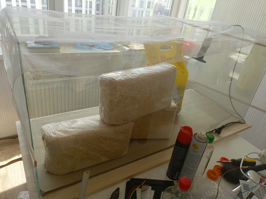 Тераріум великий