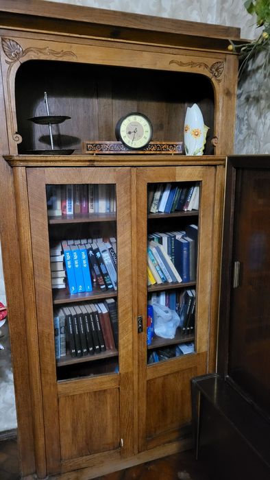 Шкаф из прошлого. Самовывоз.