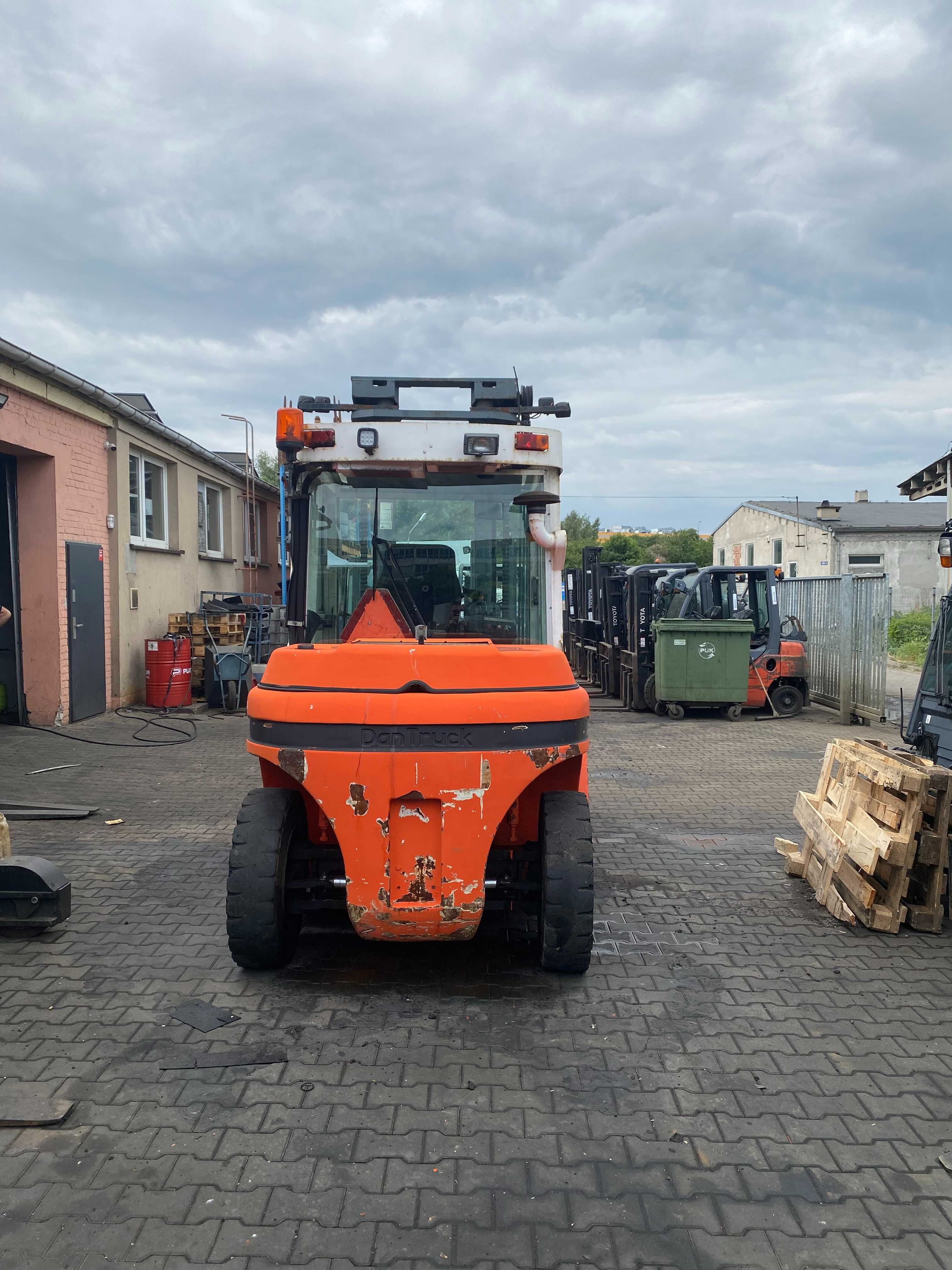 Wózek widłowy Dantruck 6009 Diesel Kabina 6 ton