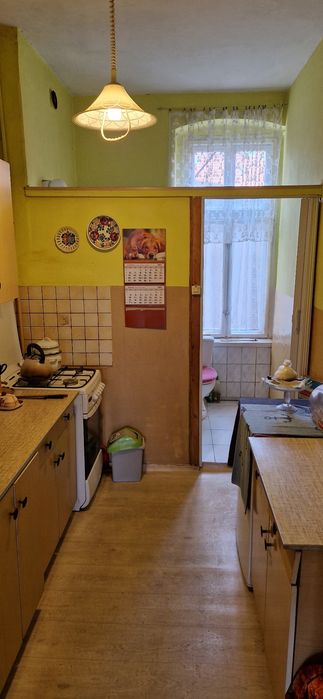 Sprzedam Mieszkanie w Jaworze -3 pokoje )