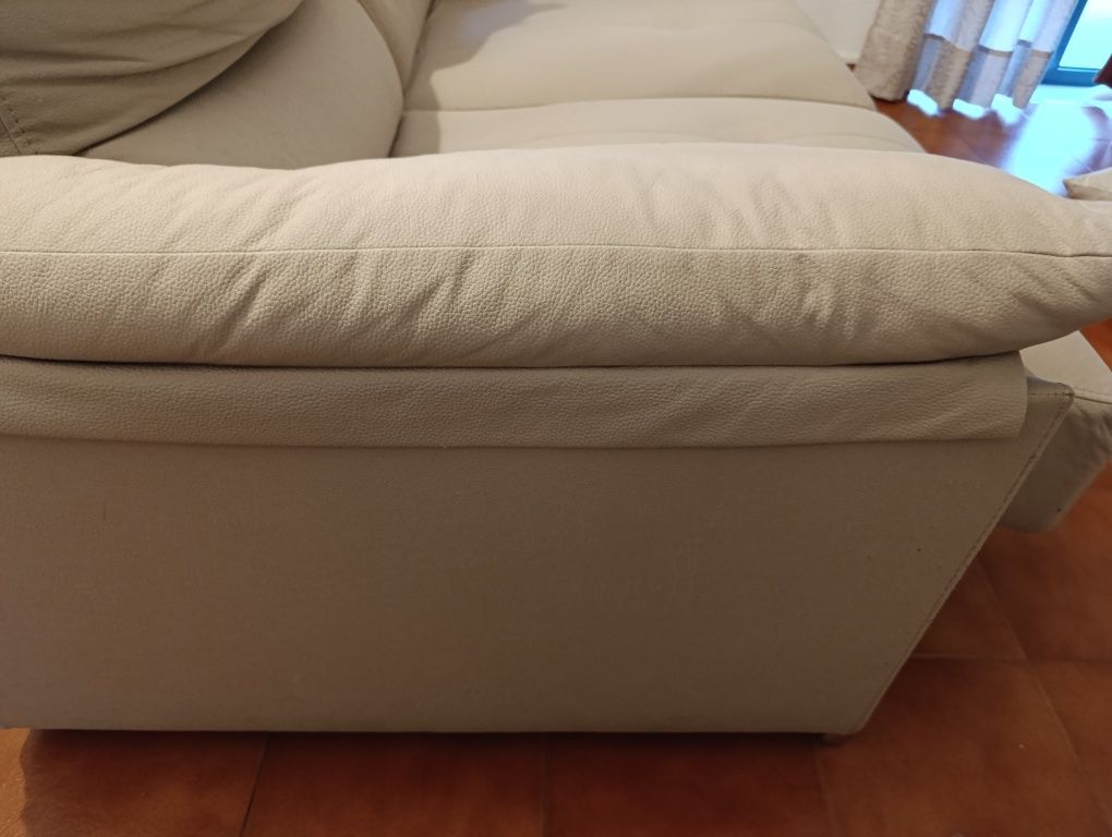 Vendo sofá usado