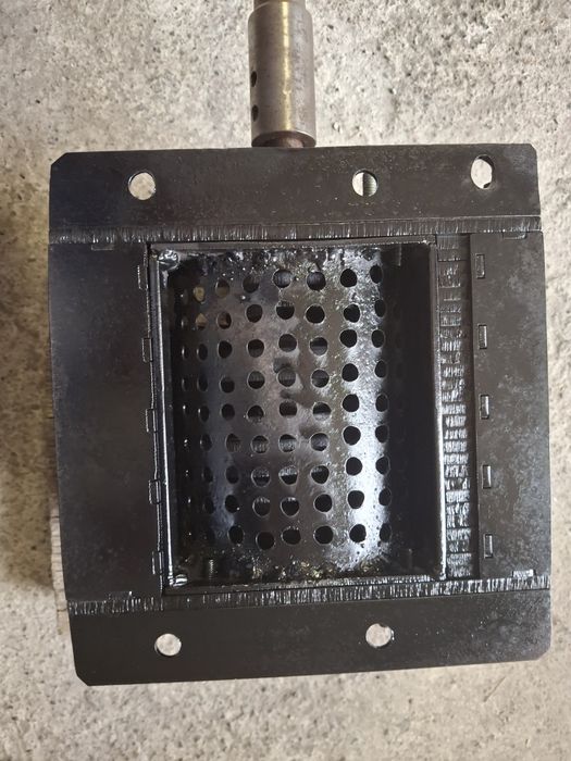 Шредер. Подрібнювач пластика.