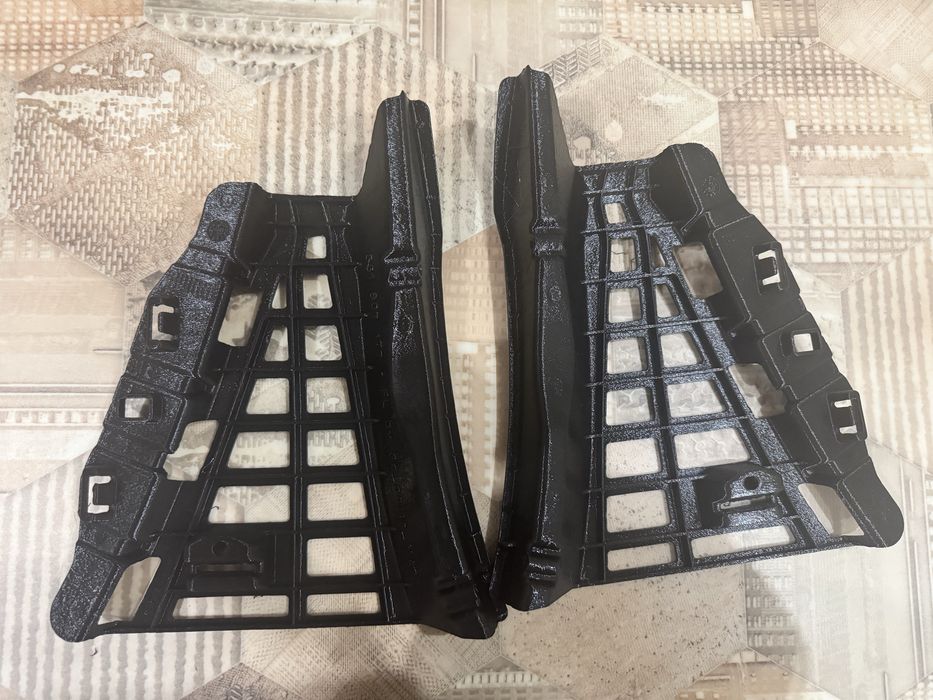 Кронштейн бампера Passat B8 B9 r line. Кріплення підкрилка