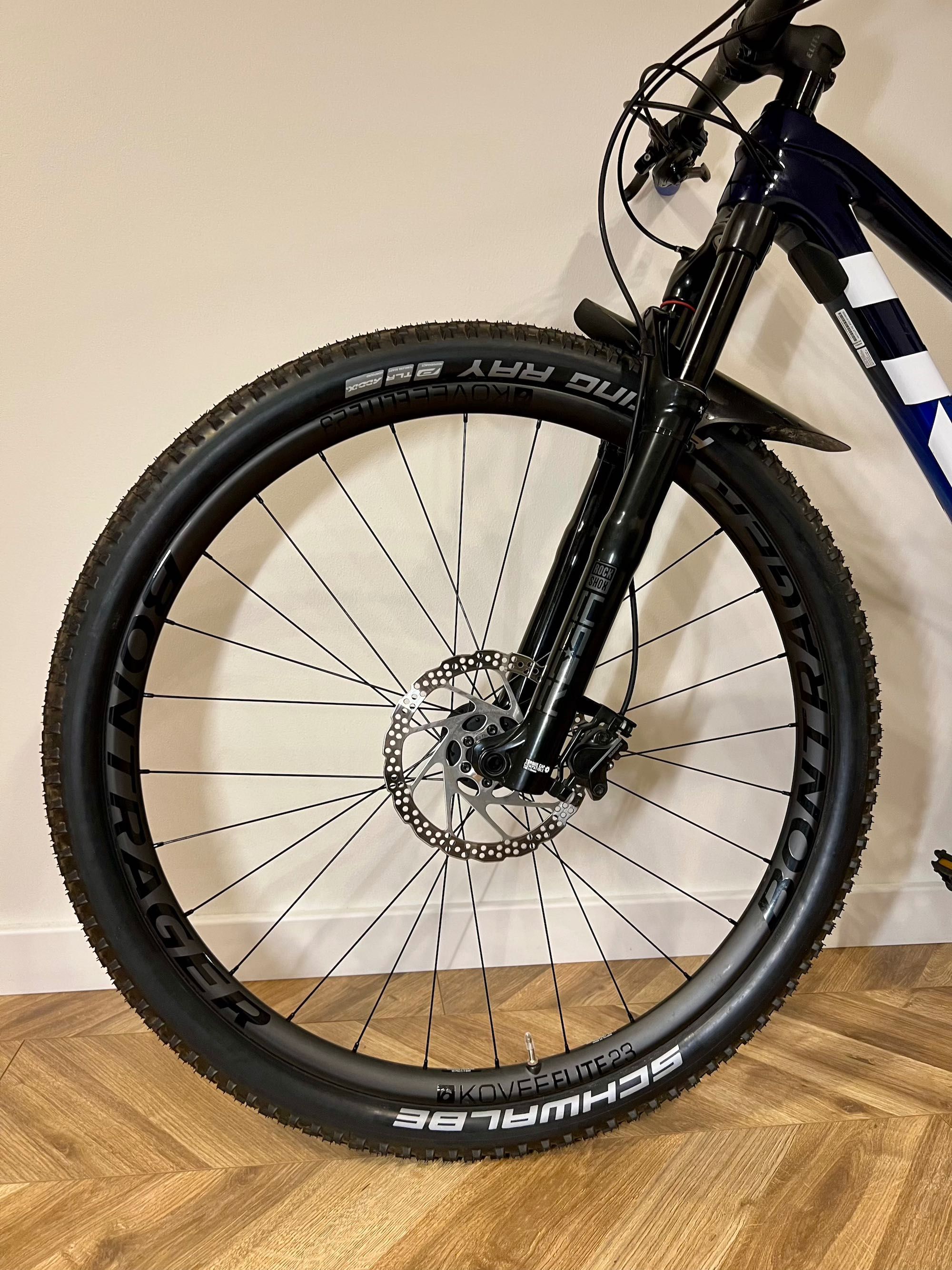 Rower górski TREK PROCALIBER 9.7 (2022), koła 29", rama S (155-165 cm)