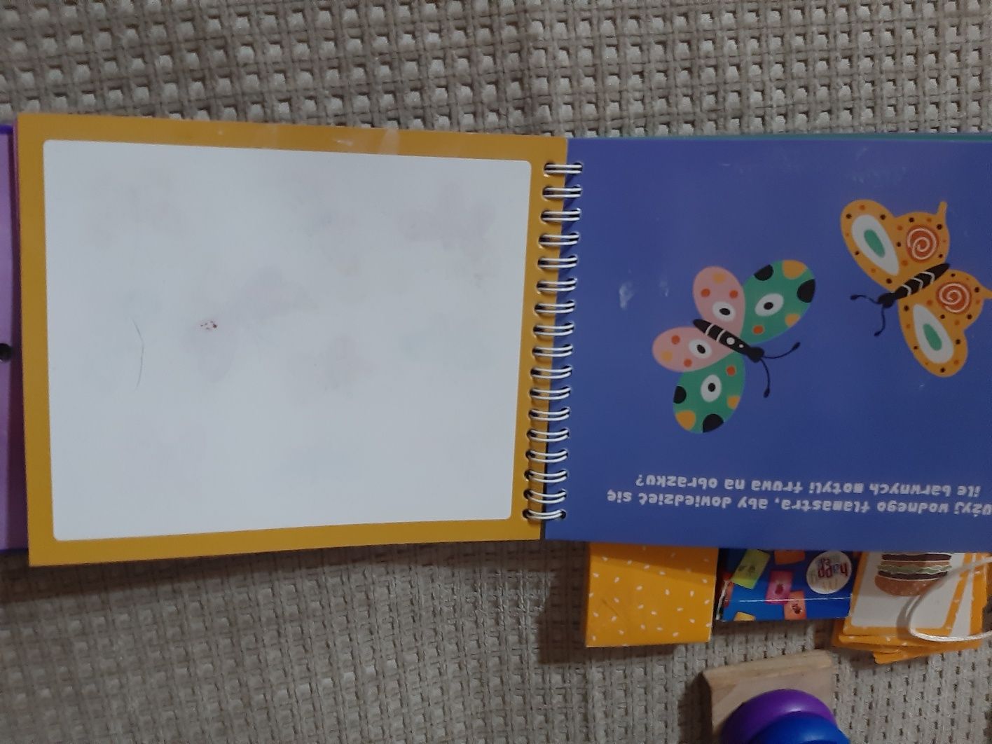 Zestaw zabawek edukacyjnych sorter tablica magnetyczna klocki krokodyl