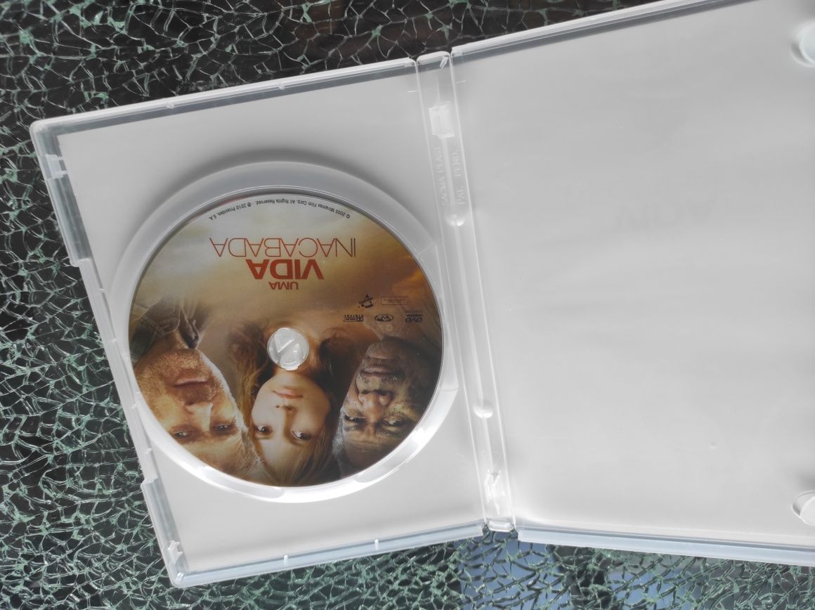 DVD Uma vida inacabada