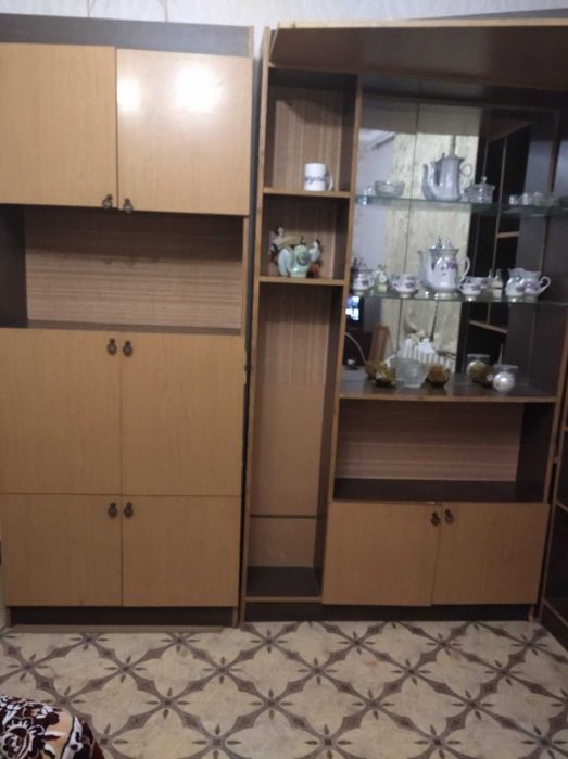 Стінка у вітальню кутова