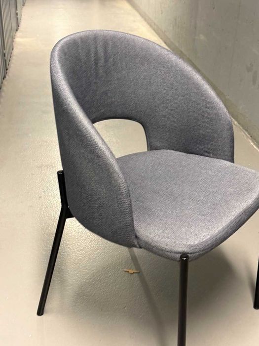 Krzesła w dobrym stanie