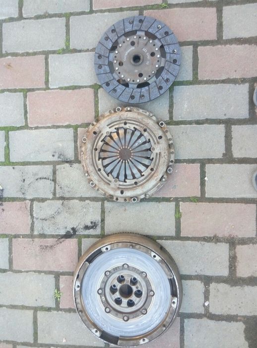 зчеплення в зборі демферне на citroen c5.peugeot 308