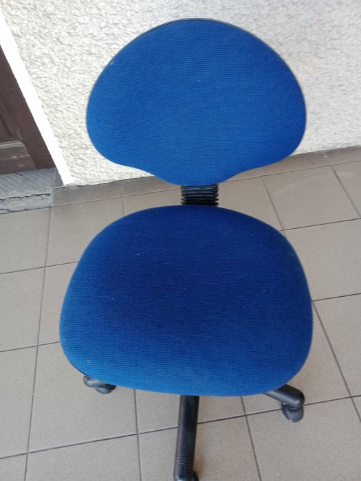 krzesło obrotowe dla dziecka