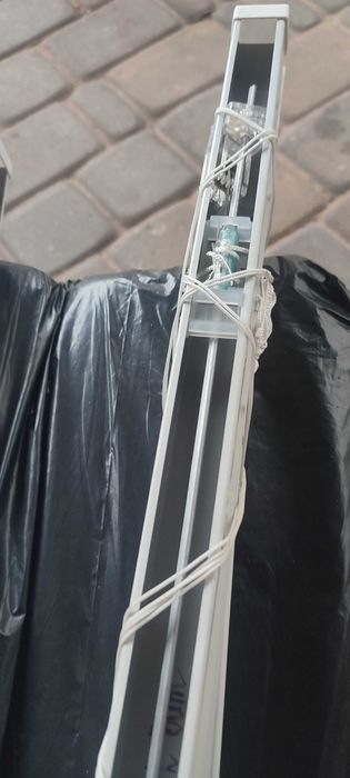 Жалюзі на вікно .