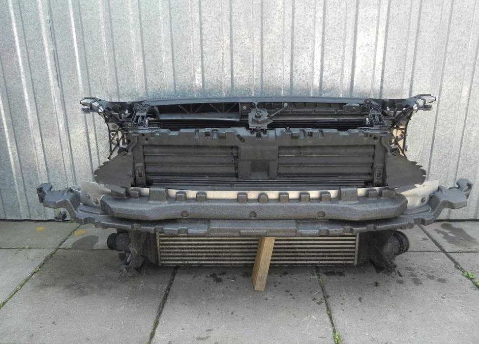 Касета радиаторов Audi A4 B8 B9 разборка розборка Ауди