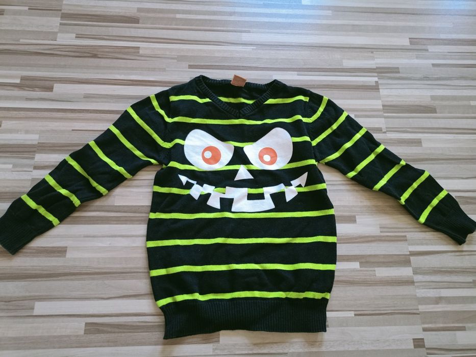 Sweter chłopięcy 122