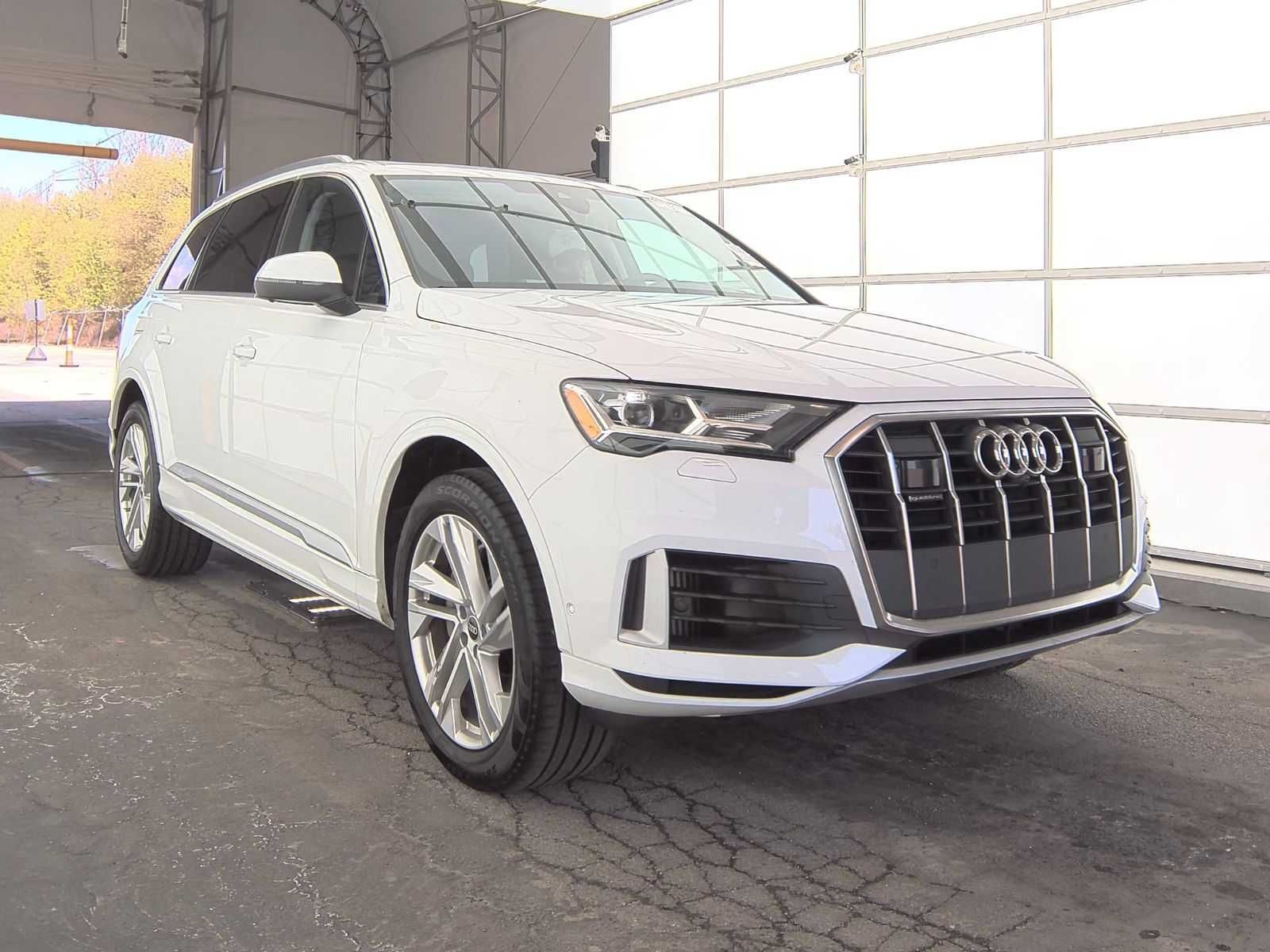 2023 Audi Q7 Premium Plus 55 TFSI