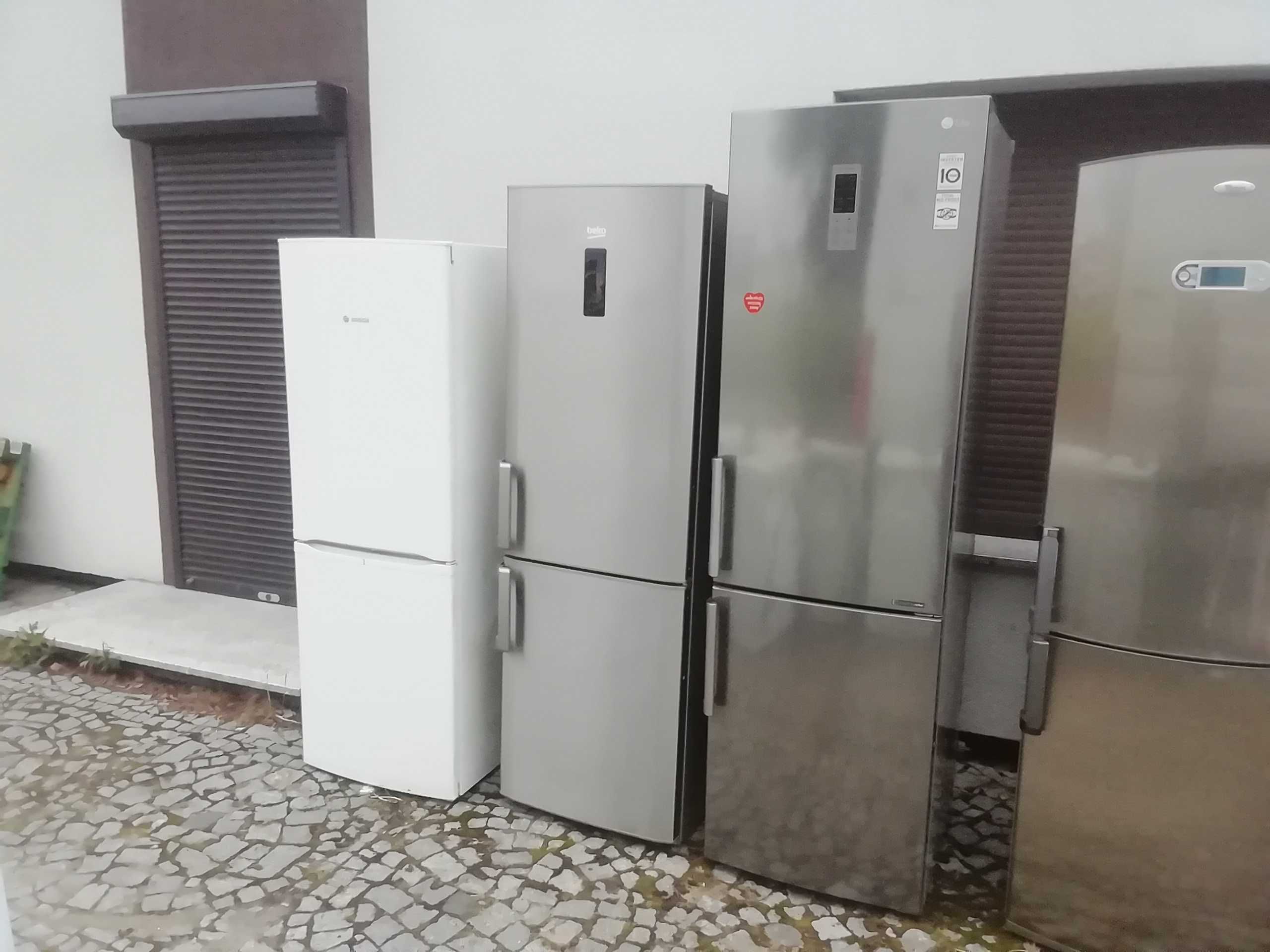 Lodówka Beko (uszkodzona).