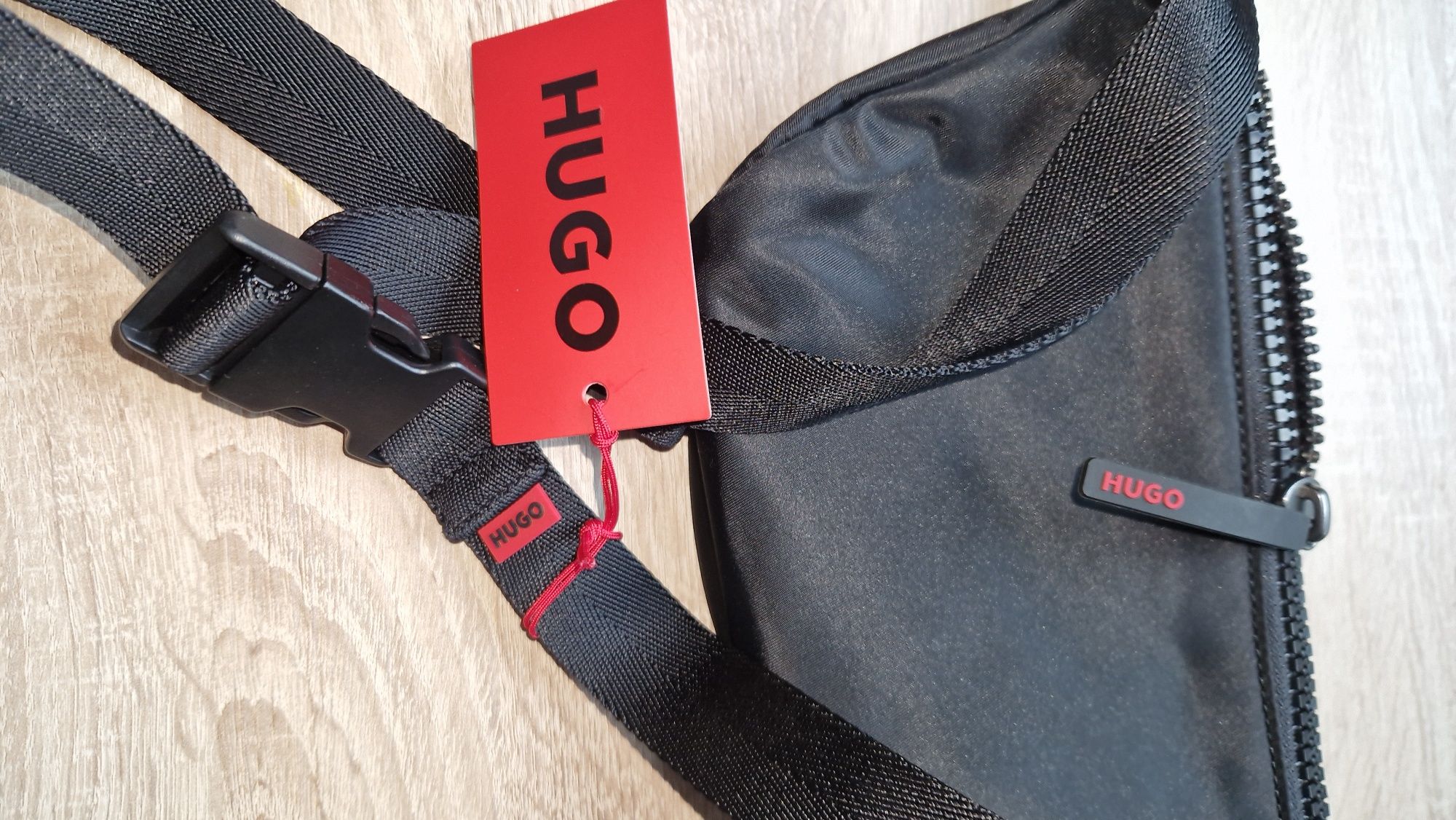 Nerka Hugo unisex