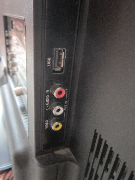 Телевизор LCD TCL 32F4300 с Usb выходом