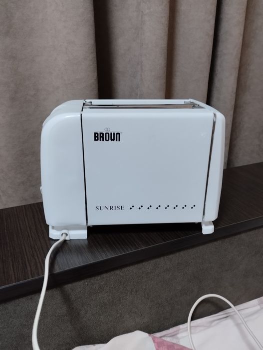 Тостер Broun Sunrise BR-1191
Это тостер на 2 л