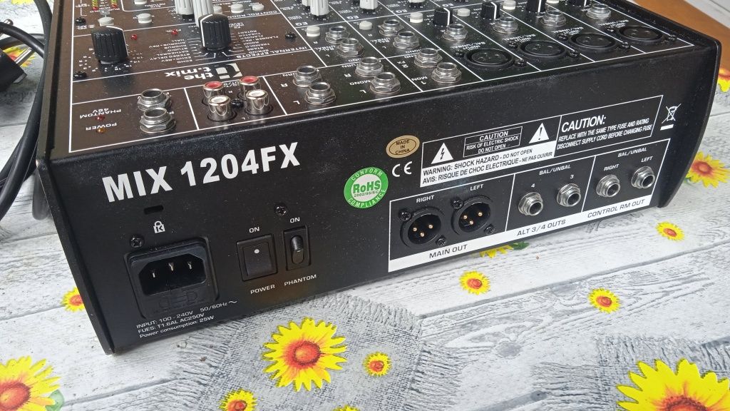 Mixer Mix 1204 FX