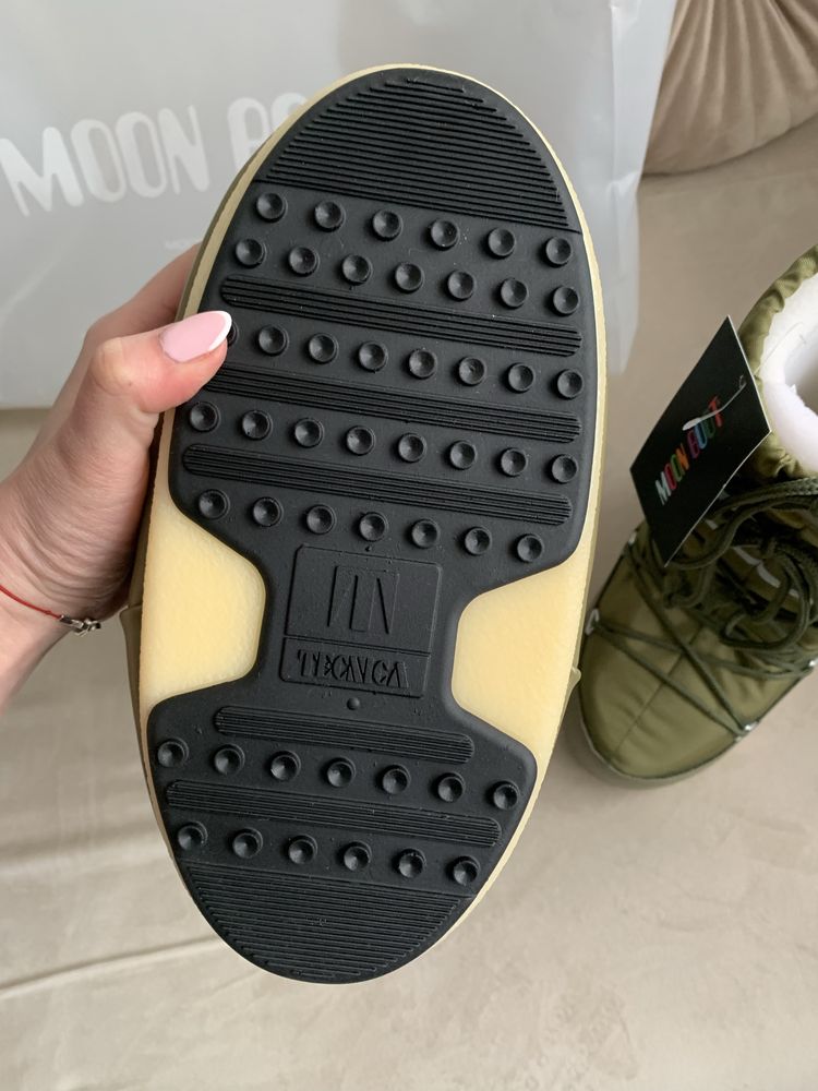 Moon Boot śniegowce buty zimowe yeti khaki 38 buty na zimę na narty