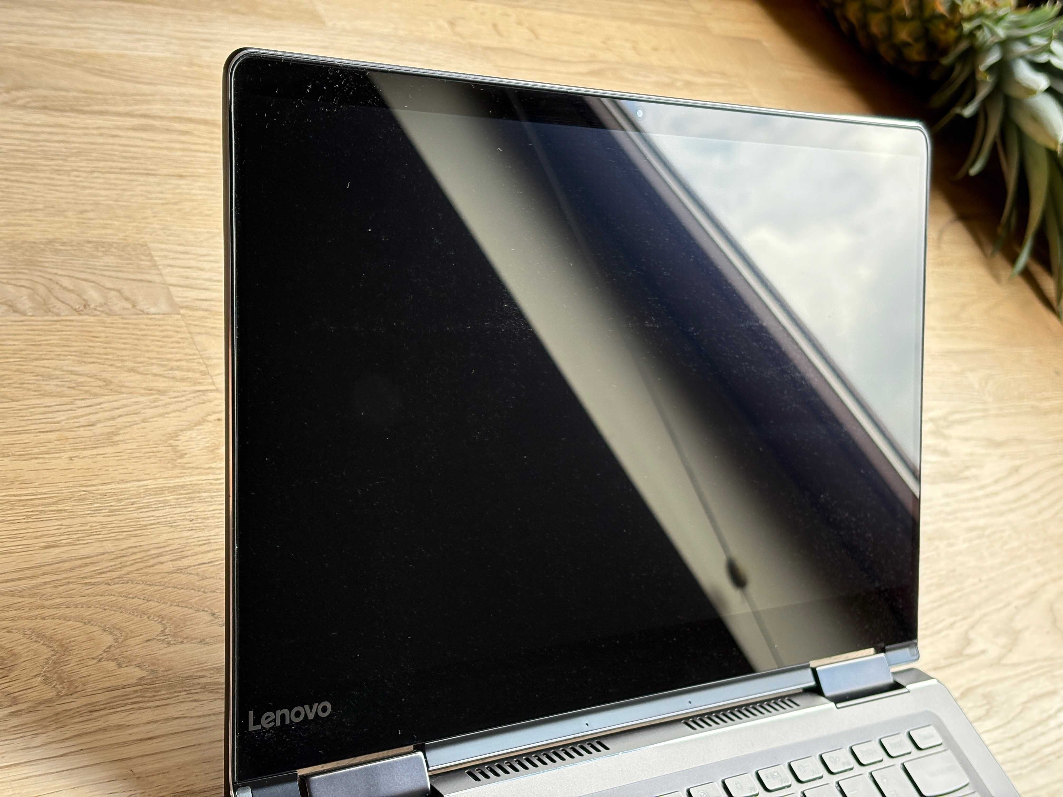 Laptop 3 w 1 Lenovo Yoga YOGA 710-14 I7-7500U-/16GB/256/WIN10
GF940MX
