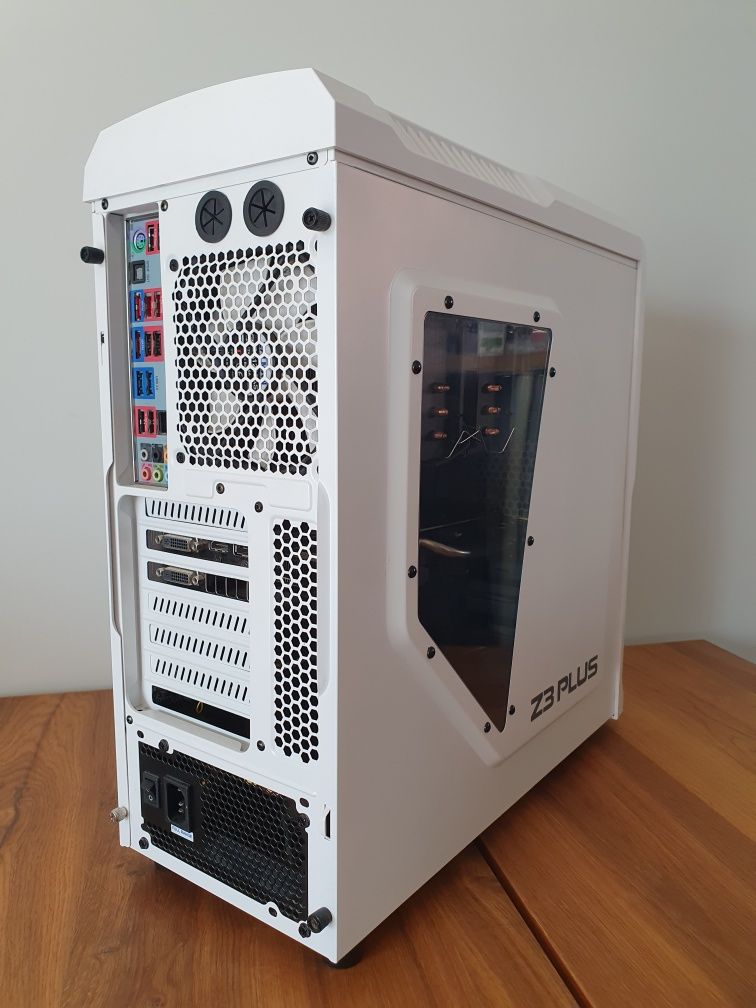 Komputer PC, AMD FX8350, GTX970, 16GB Ram, Monitor 24"